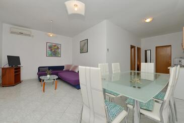 Vir, Spisestue i overnattingstype apartment, WiFi.