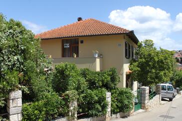 Mali Lošinj, Lošinj, Объект 2497 - Апартаменты с песчаным пляжем.