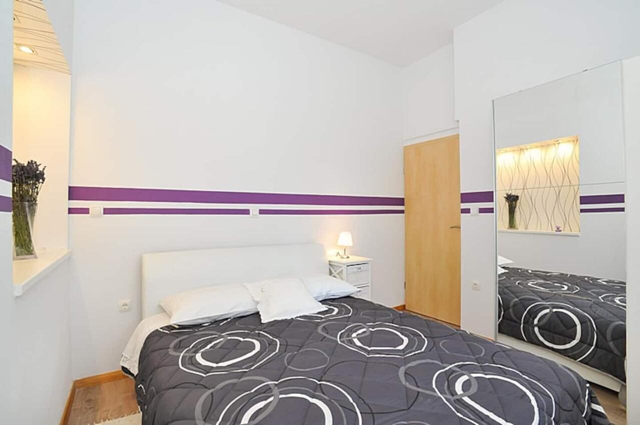 Leiligheter ved sjøen Poljana, Ugljan - 24970