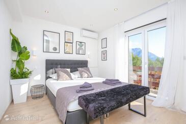 Appartamenti con parcheggio Duccie - Duće, Almissa - Omiš - 24975