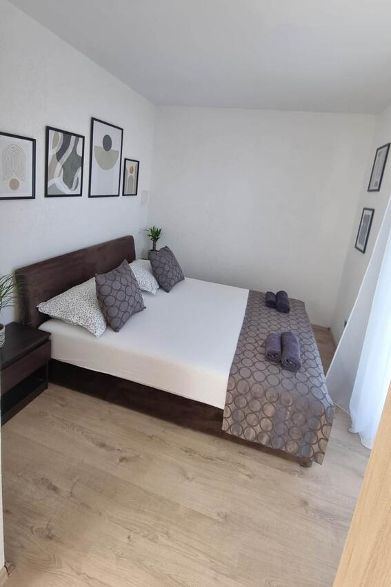 Apartments with parking space Duće, Omiš - 24975