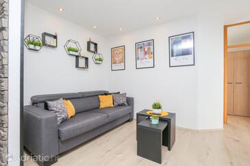 Appartamenti con parcheggio Duccie - Duće, Almissa - Omiš - 24975