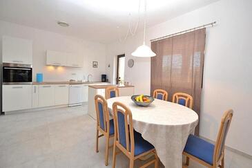 Apartmány s parkoviskom Novigrad - 24976