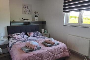 Appartamenti con piscina Otocac, Velebit - 24987