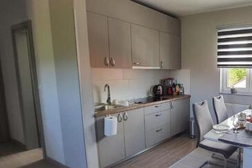 Appartamenti con piscina Otocac, Velebit - 24987