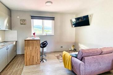 Appartamenti con piscina Otocac, Velebit - 24987