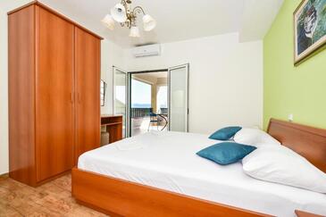 Lägenheter med parkering Makarska - 24992