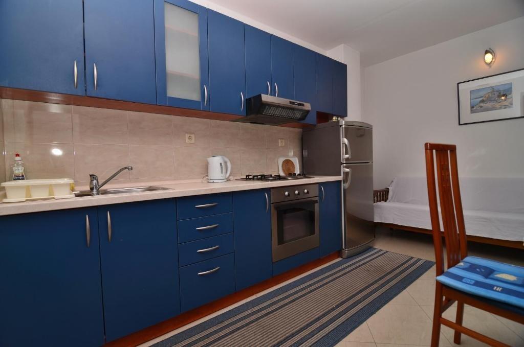 Apartmány s parkoviskom Makarská - Makarska - 24992