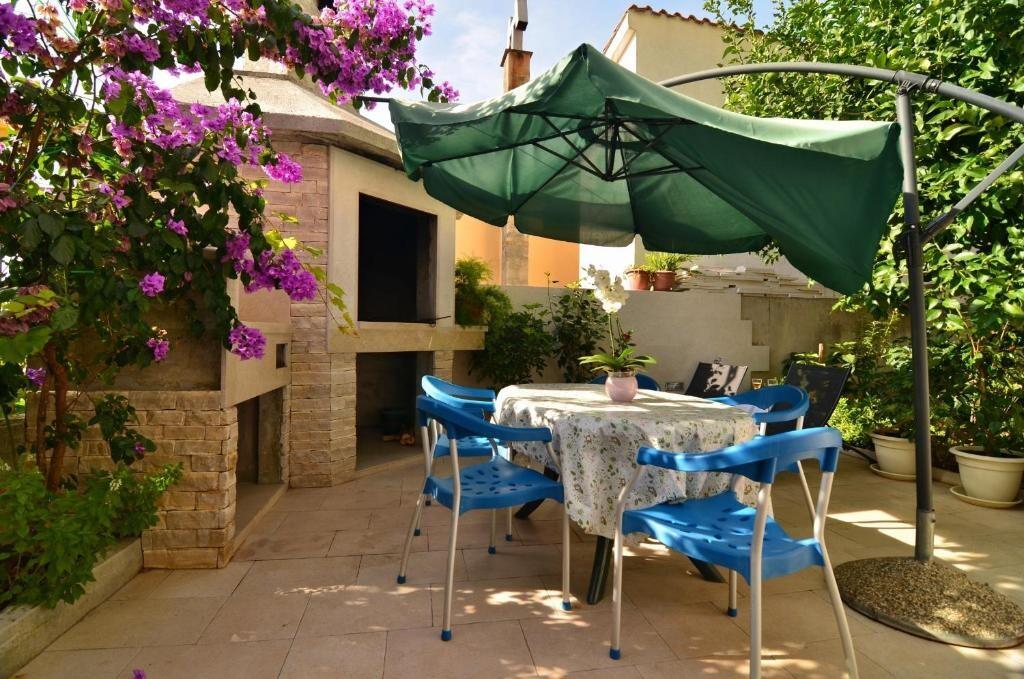 Apartmány s parkoviskom Makarská - Makarska - 24992