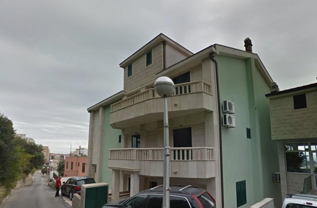 Apartmány s parkoviskom Makarská - Makarska - 24992