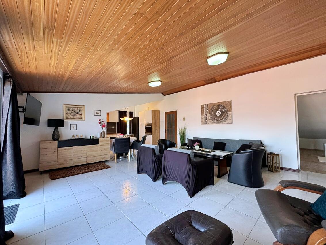 Apartments with parking space Šilo, Krk - 24997