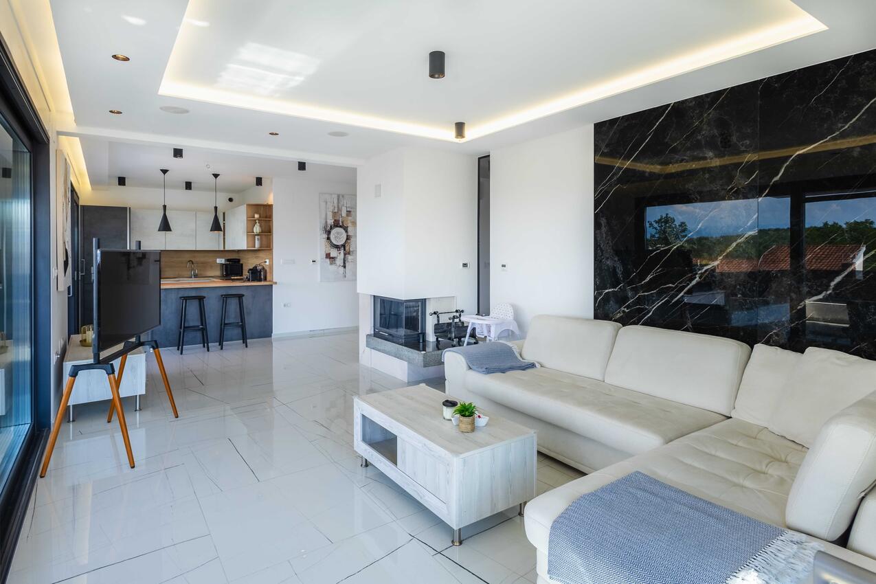 Lägenheter vid havet Njivice, Krk - 24998