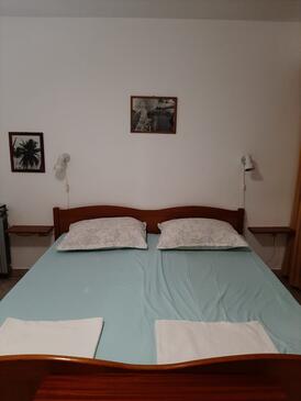 Apartments and rooms with parking space Trpanj, Pelješac - 250