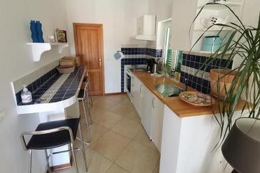 Apartments by the sea Banjol, Rab - 25000