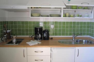 Apartments by the sea Banjol, Rab - 25000