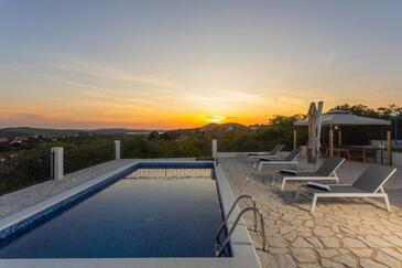 Casa familiar con piscina Vrpolje, Sibenik - 25004 Adriatic.hr