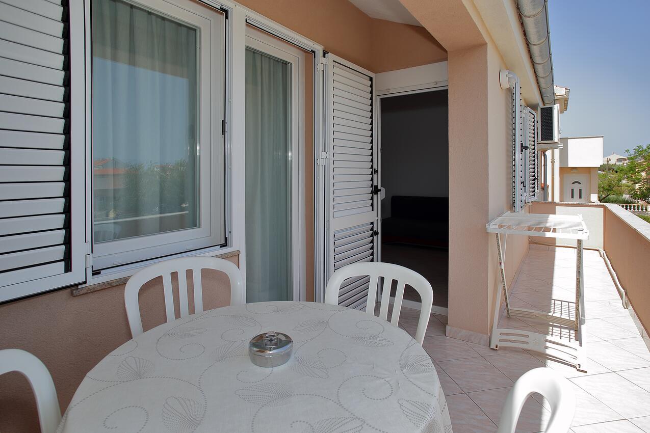 Apartmani s parkingom Nin, Zadar - 25005