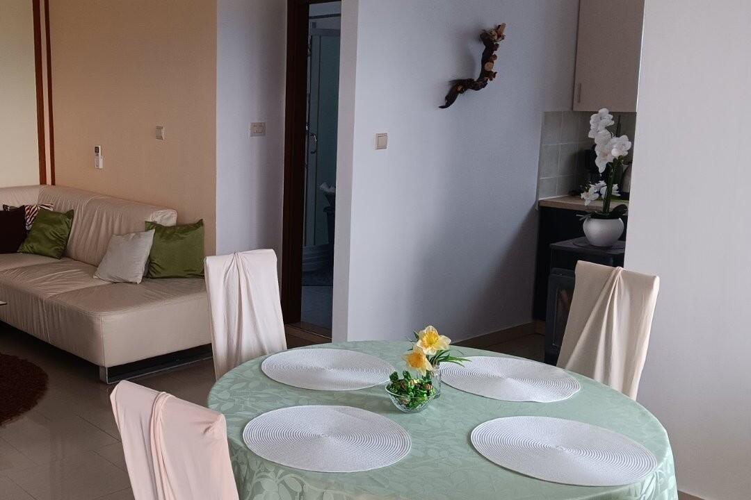 Ferienwohnungen mit Parkplatz Skrbčići, Krk - 25009