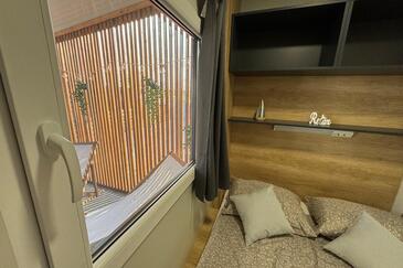 Apartamentos junto al mar Turanj, Biograd - 25010