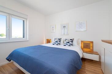 Apartmány s parkovištěm Nin, Zadar - 25013