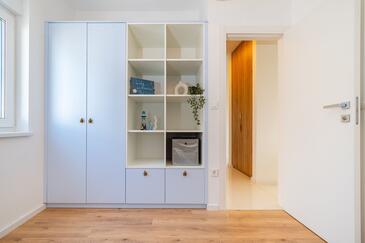 Apartment with terrace and balcony Nin, North Dalmatia