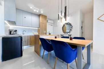 Apartment with terrace and balcony Nin, North Dalmatia