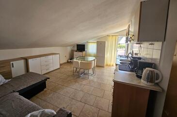 Vir, Stue i overnattingstype apartment, klimaanlegg tilgjengelig, kjæledyr tillatt jeg WiFi.