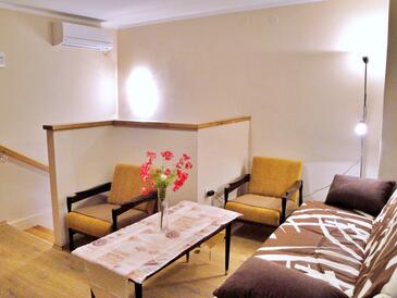 Čižići, Living room in the apartment, air condition available and WiFi.