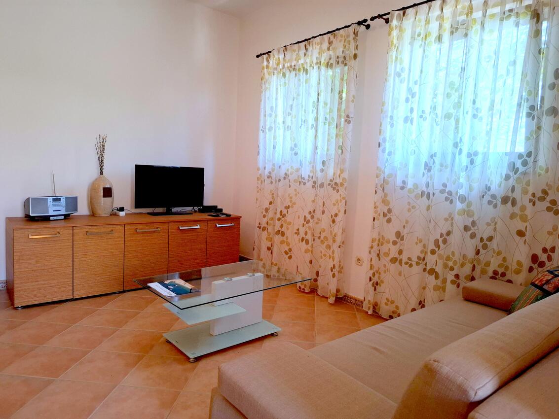 Apartmány s parkoviskom Malinska, Krk - 25025