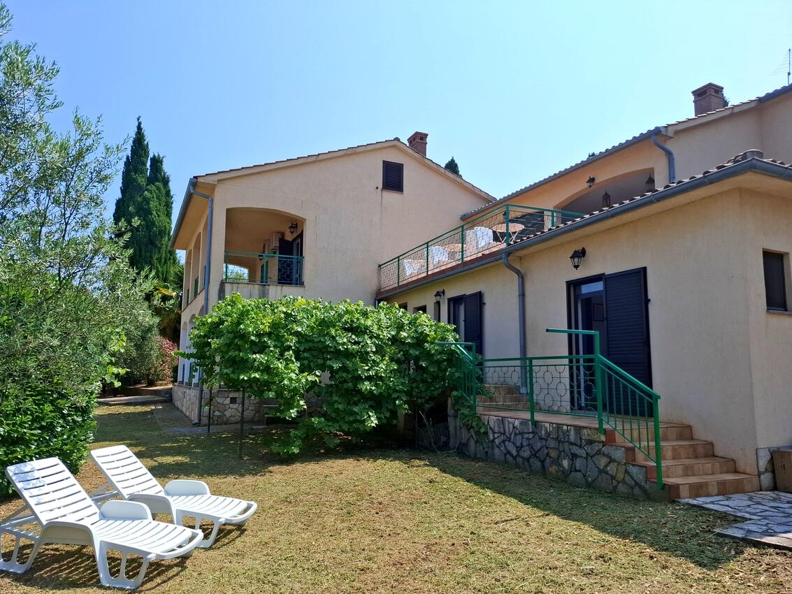 Apartmány s parkoviskom Malinska, Krk - 25025