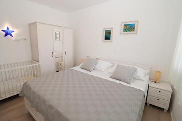 Appartamenti con piscina Brodarica, Sebenico - Šibenik - 25027