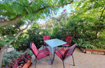 One bedroom apartment Barbat, Rab (A-25028-a(