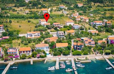 Barbat, Rab, Property 25029 - Vacation Rentals by the sea with pebble beach.
