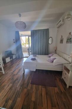 Lejligheder ved havet Slatine, Ciovo - 25031