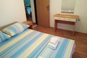 Appartamenti con parcheggio Rtina - Miocici, Zara - Zadar - 25034