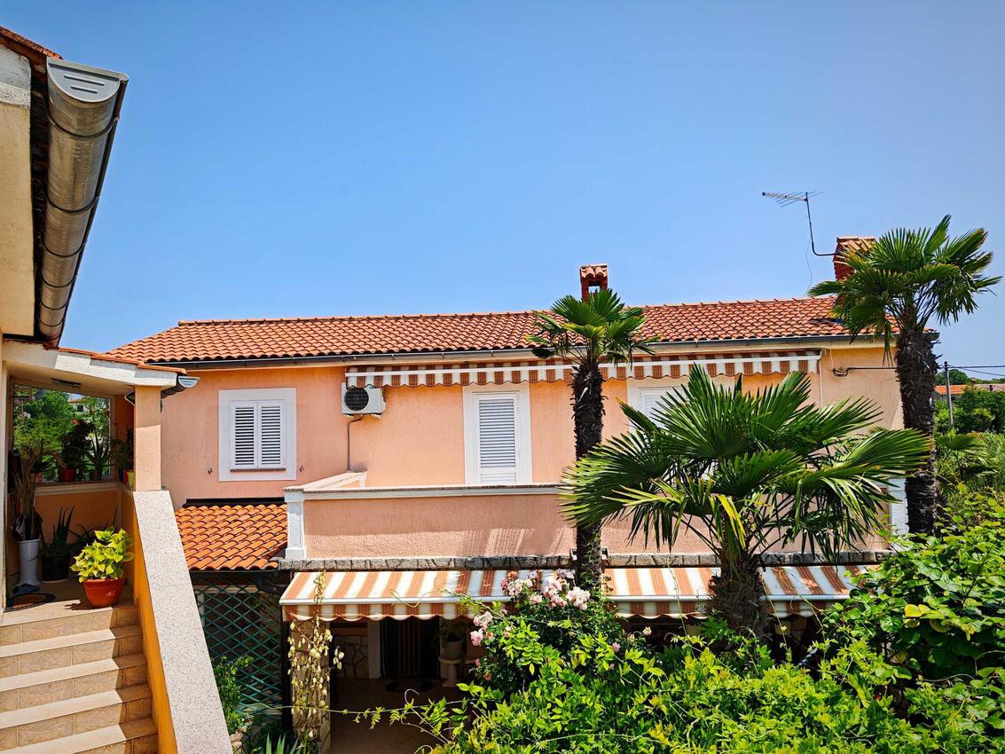 Casa familiar con estacionamiento Gabonjin, Krk - 25035