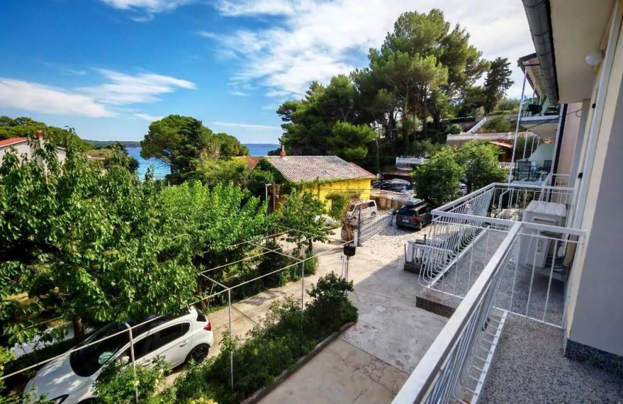 Apartmány pri mori Rab - 25038