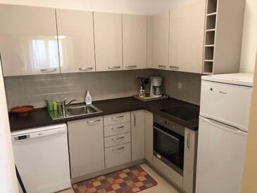 Apartments with parking space Mali Lošinj - 25040