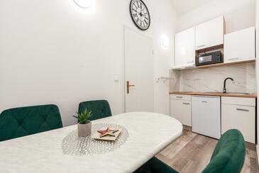 Apartamente lângă mare Vir - 25042