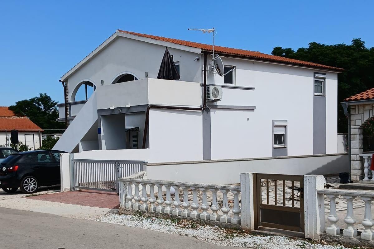 Apartmány u moře Vir - 25042