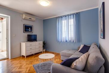 Apartments with parking space Mali Lošinj, Lošinj - 2505