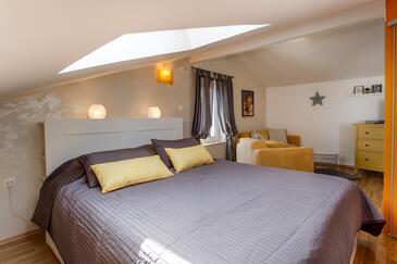 Apartments with parking space Mali Lošinj, Lošinj - 2505