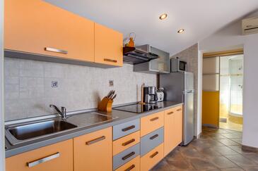 Apartments with parking space Mali Lošinj, Lošinj - 2505