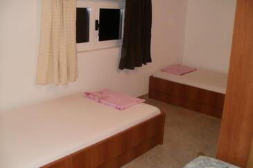 Apartmanok a tenger mellett Vir - 25052