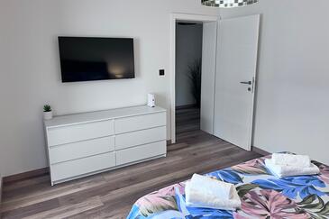 Apartments Ljubač, North Dalmatia