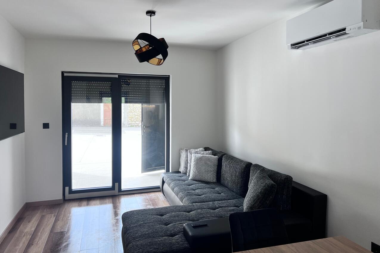 Apartments Ljubač, North Dalmatia