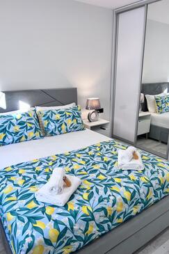 Apartments Ljubač, North Dalmatia