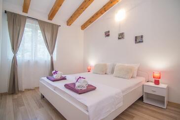 Appartements avec piscine pour les familles avec enfants Kostanje, Omis - 25072