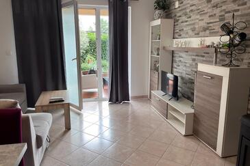 Lejlighedens parkeringsplads Sveti Vid, Krk - 25074