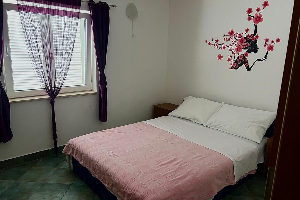 Egyszobás apartman Rab (A-25079-c)